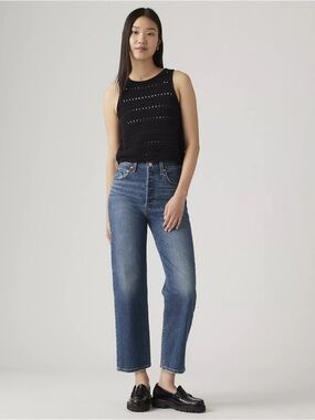 Levi’s Ribcage Straight Ankle Jeans in On My Honor - Dark Wash size 28